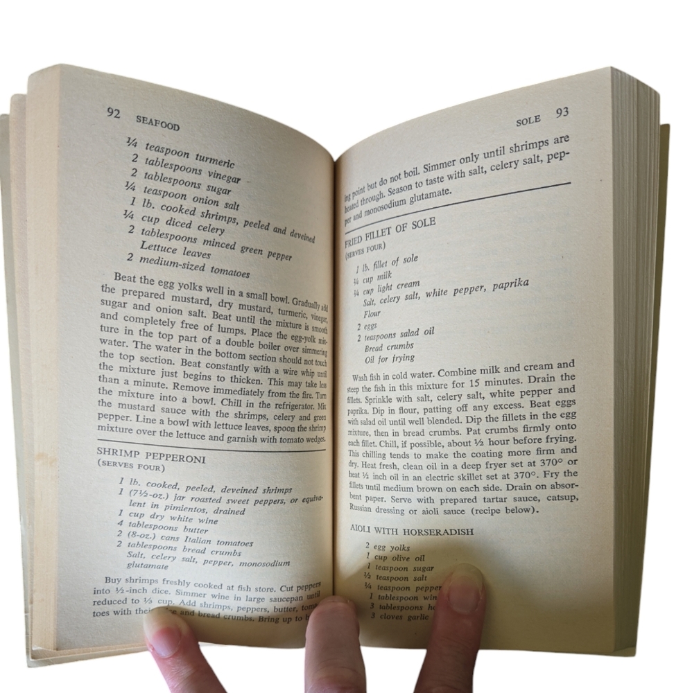 THE COOL APPROACH Paperback Cookbook - Picture 7 of 10